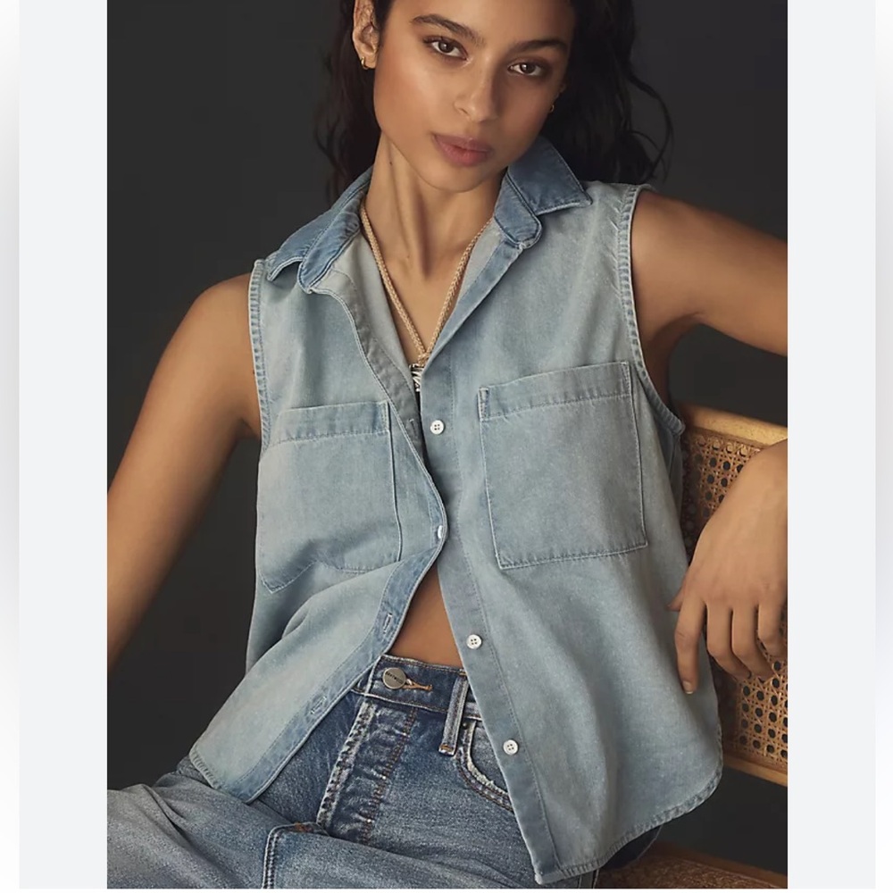 Cloth & Stone Blue Sleeveless Button Down Blouse tank denim thin cotton xs